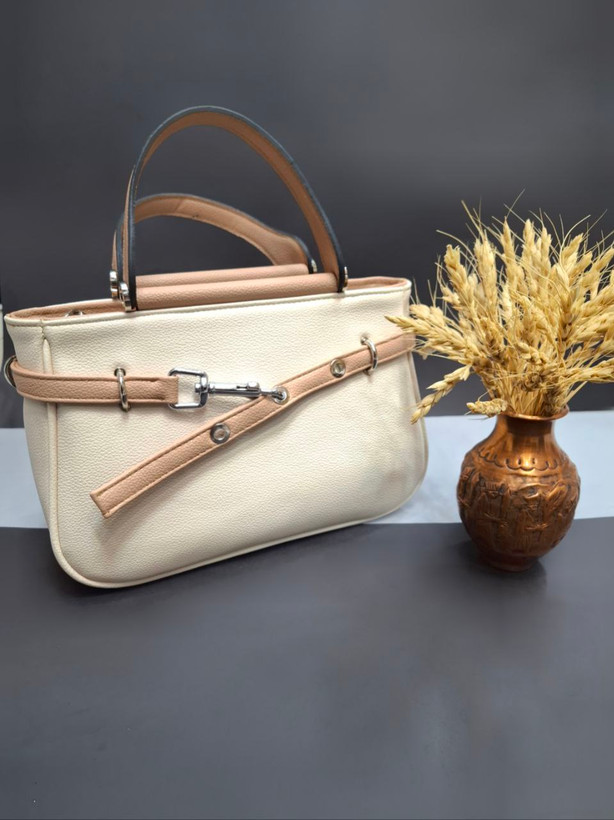 "کیف دستی زنانه و دخترانه مدل تات با طراحی زیبا و دستگیره راحت"