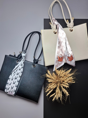 "کیف زنانه و دخترانه دوشی طلوع با بند بلند و شال مخصوص"